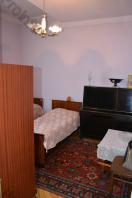 Վաճառվում է 3 սենյականոց բնակարան Երևան, Մեծ կենտրոն, Ալեք Մանուկյան 