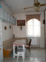 Վաճառվում է 3 սենյականոց բնակարան Երևան, Փոքր Կենտրոն, Սախարով