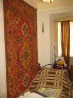 Վաճառվում է 4 սենյականոց բնակարան Երևան, Քանաքեռ-Զեյթուն, Ահարոնյան 