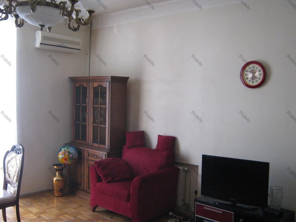 Վաճառվում է 3 սենյականոց բնակարան Երևան, Արաբկիր, Աղբյուր Սերոբի