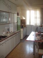 Վաճառվում է 3 սենյականոց բնակարան Երևան, Մեծ կենտրոն, Նար-Դոսի 