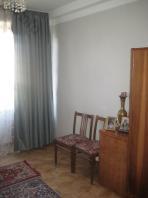 Վաճառվում է 3 սենյականոց բնակարան Երևան, Մեծ կենտրոն, Ե.Քոչարի 