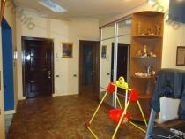 Վաճառվում է 6 սենյականոց բնակարան Երևան, Փոքր Կենտրոն, Հանրապետության