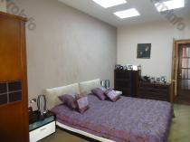 Վաճառվում է 6 սենյականոց բնակարան Երևան, Փոքր Կենտրոն, Հանրապետության