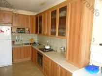 For Rent 3 room Apartments Երևան, Մեծ կենտրոն, Քաջազնունու ( Կուզնեցով )