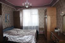 Վաճառվում է 4 սենյականոց բնակարան Երևան, Արաբկիր, Բարբյուսի