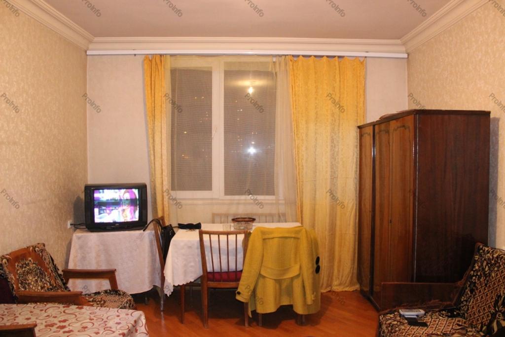 Վաճառվում է 1 սենյականոց բնակարան Երևան, Մեծ կենտրոն, Վարդանանց ( Մեծ Կենտրոն )