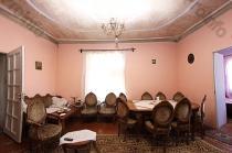 Վաճառվում է 2 սենյականոց բնակարան Երևան, Էրեբունի, Տիգրան Մեծ (Էրեբունի)