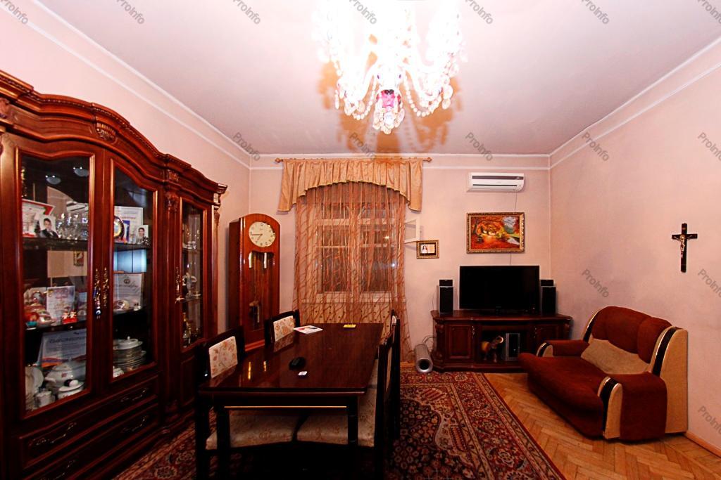 Վաճառվում է 3 սենյականոց բնակարան Երևան, Արաբկիր, Շիրվանզադեի