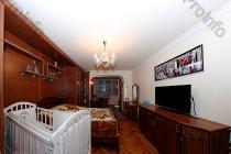 Վաճառվում է 2 սենյականոց բնակարան Երևան, Փոքր Կենտրոն, Մաշտոցի պող