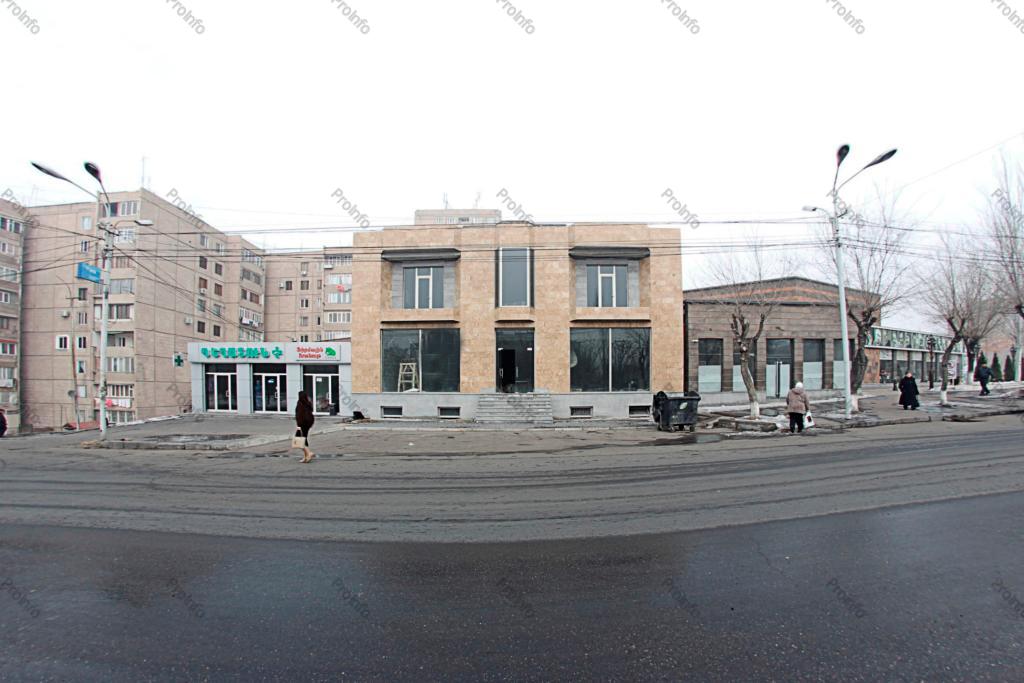 Վաճառվում է ունիվերսալ տարածք Երևան, Մալաթիա-Սեբաստիա, Սվաճյան 