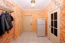 Վաճառվում է 3 սենյականոց բնակարան Երևան, Արաբկիր, Արաբկիր 19-րդ  (Դ․Հովհաննեսի)
