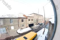 Վաճառվում է Երեք հարկանի կիսանկուղային հարկով առանձնատուն Երևան, Մեծ կենտրոն, Բուդապեշտի
