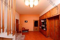 Վաճառվում է 5 սենյականոց բնակարան Երևան, Փոքր Կենտրոն, Տերյան 