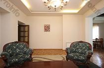 Վարձով 3 սենյականոց բնակարան Երևան, Փոքր Կենտրոն, Աբովյան