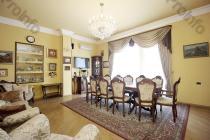 For Sale 2 room Apartments Երևան, Փոքր Կենտրոն, Մաշտոցի պող