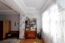 Վաճառվում է 3 սենյականոց բնակարան Երևան, Մեծ կենտրոն, Ծատուրյան