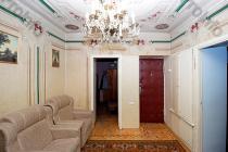 Վաճառվում է 4 սենյականոց բնակարան Երևան, Արաբկիր, Հր.Քոչարի 