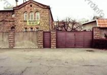 Վաճառվում է Երկու հարկանի առանձնատուն Երևան, Քանաքեռ-Զեյթուն, Գոգոլի 