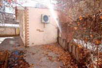 Վաճառվում է ունիվերսալ տարածք Երևան, Փոքր Կենտրոն, Մաշտոցի պող