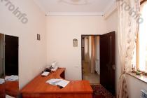 Վաճառվում է 3 սենյականոց բնակարան Երևան, Մեծ կենտրոն, Լեռ Կամսարի 