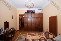 Վաճառվում է 2 սենյականոց բնակարան Երևան, Փոքր Կենտրոն, Նալբանդյան