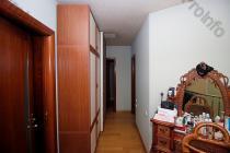 Վաճառվում է 6 սենյականոց բնակարան Երևան, Փոքր Կենտրոն, Արամի նրբ