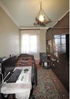 Վաճառվում է 4 սենյականոց բնակարան Երևան, Աջափնյակ, 17  թաղամաս (Նազարբեկյան)