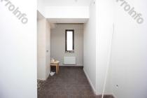 Վաճառվում է 3 սենյականոց բնակարան Երևան, Նոր-Նորք, Ստեփանյան 