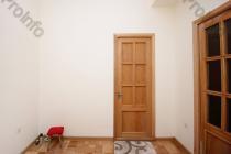 Վաճառվում է 2 սենյականոց բնակարան Երևան, Փոքր Կենտրոն, Ամիրյան 