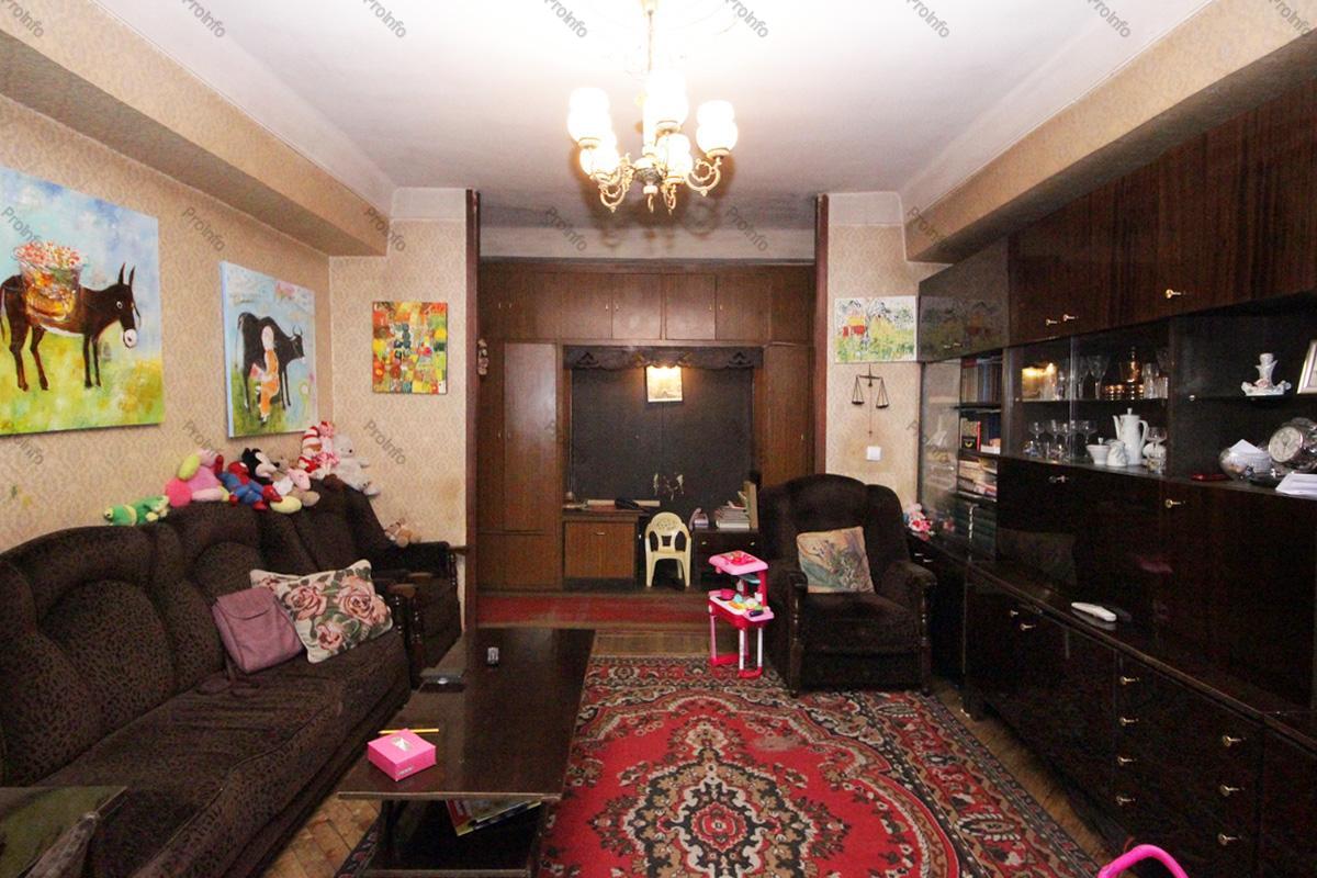 Վաճառվում է 2 սենյականոց բնակարան Երևան, Մեծ կենտրոն, Խորենացու   (Մեծ կենտրոն)