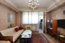 Վաճառվում է 3 սենյականոց բնակարան Երևան, Մեծ կենտրոն, Զավարյան 