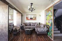 Վաճառվում է 6 սենյականոց բնակարան Երևան, Արաբկիր, Բաբայան ( Արաբկիր )