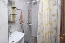 Վաճառվում է 2 սենյականոց բնակարան Երևան, Փոքր Կենտրոն, Եկմալյան  