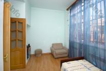 For Rent 2 room Apartments Երևան, Փոքր Կենտրոն, Իսահակյան