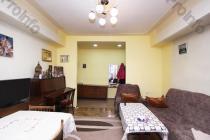 Վաճառվում է 2 սենյականոց բնակարան Երևան, Մեծ կենտրոն, Իսակովի պողոտա ( Մեծ  Կենտրոն )