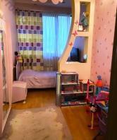 Վաճառվում է 4 սենյականոց բնակարան Երևան, Արաբկիր, Քեռու