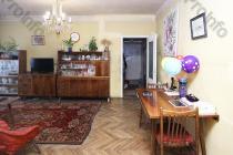 For Sale 3 room Apartments Երևան, Փոքր Կենտրոն, Նալբանդյան