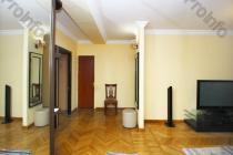 Վաճառվում է 3 սենյականոց բնակարան Երևան, Փոքր Կենտրոն, Լեմկին
