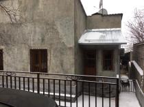 Վաճառվում է Երկու հարկանի առանձնատուն Երևան, Քանաքեռ-Զեյթուն, Կամարակ 
