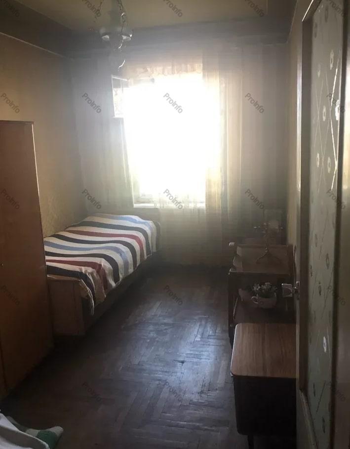 Վաճառվում է 3 սենյականոց բնակարան Երևան, Էրեբունի, Արցախի պող. (Էրեբունի)