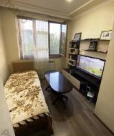Վաճառվում է 3 սենյականոց բնակարան Երևան, Աջափնյակ, Աբելյան 