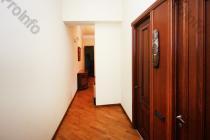 Վաճառվում է 2 սենյականոց բնակարան Երևան, Մեծ կենտրոն, Ս. Կապուտիկյան (Բաղրամյան 1-ին անցուղի )
