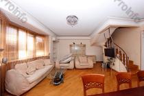 Վաճառվում է 5 սենյականոց բնակարան Երևան, Փոքր Կենտրոն, Զաքյան