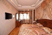 Վաճառվում է 3 սենյականոց բնակարան Երևան, Փոքր Կենտրոն, Եկմալյան  