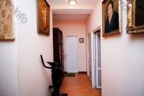 Վաճառվում է 3 սենյականոց բնակարան Երևան, Արաբկիր, Հայրիկ Մուրադյան (Արաբկիր 43-րդ)
