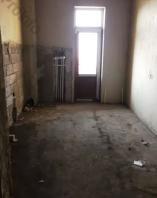 Վաճառվում է 4 սենյականոց բնակարան Երևան, Քանաքեռ-Զեյթուն, Լեփսիուսի 