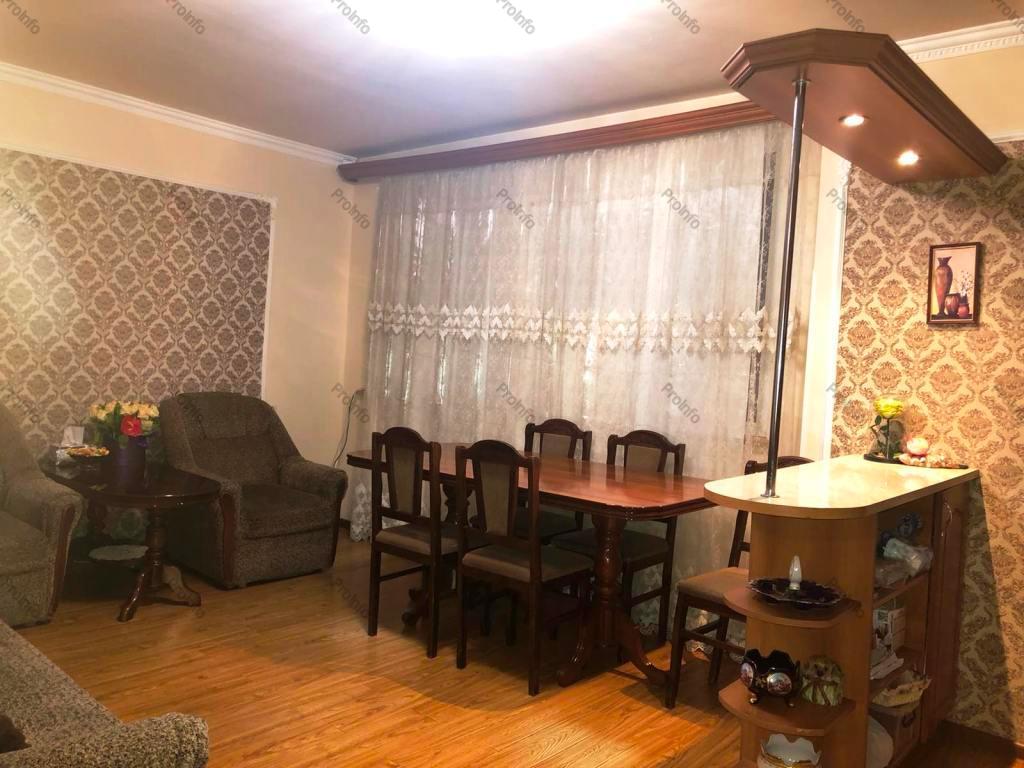 Վաճառվում է 2 սենյականոց բնակարան Երևան, Քանաքեռ-Զեյթուն, Կարապետ Ուլնեցու 3 փակուղի