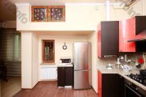 Վաճառվում է 3 սենյականոց բնակարան Երևան, Փոքր Կենտրոն, Իսահակյան