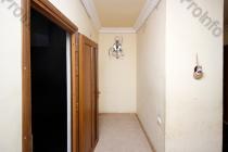 Վաճառվում է 4 սենյականոց բնակարան Երևան, Էրեբունի, Էրեբունու 